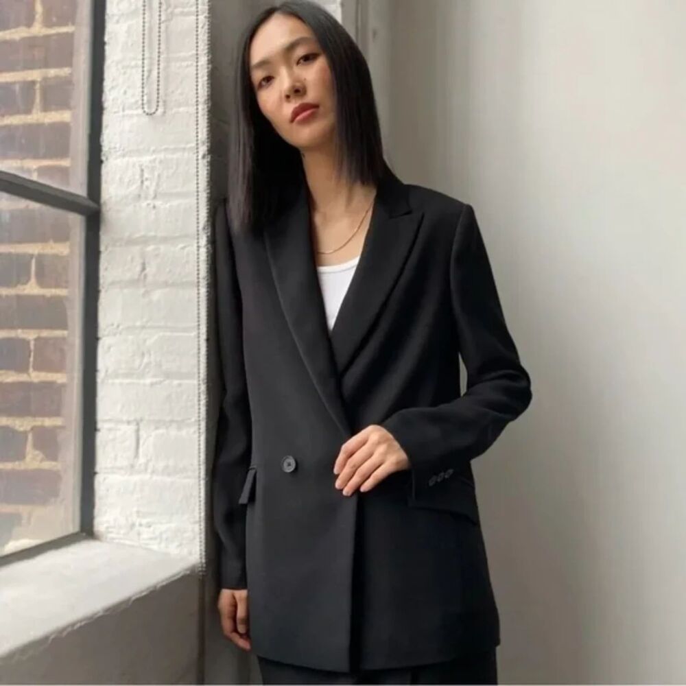 Aritzia Black Double-Breasted Blazer